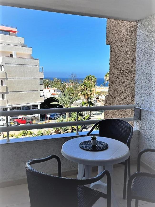 Borinquen Studio Apartment Playa Feñabe Exteriör bild